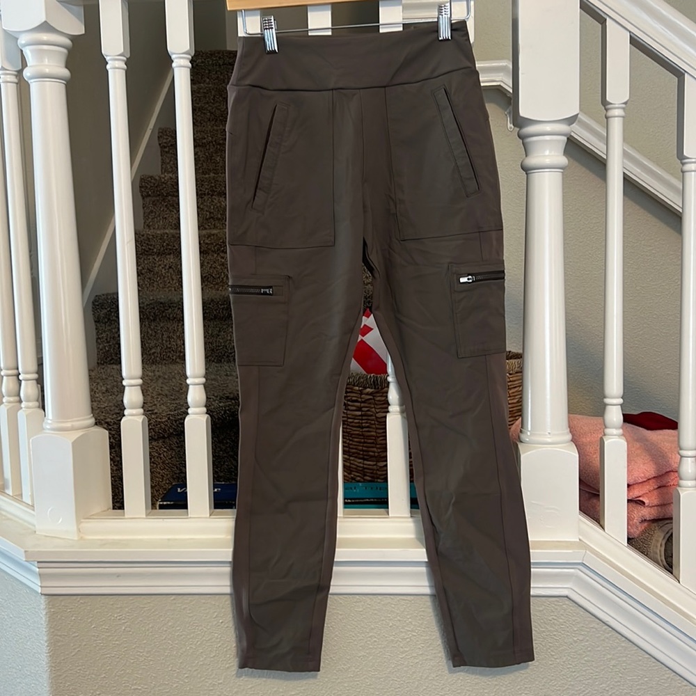 Athleta Headlands Hybrid Cargo Pants